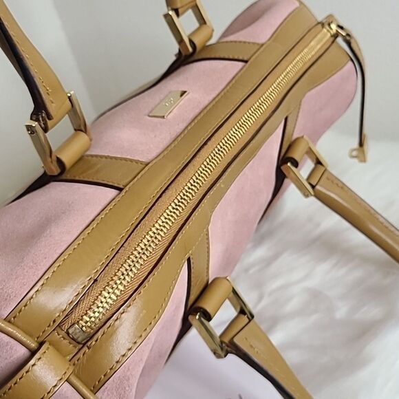 💯Authentic Gucci Suede Duffle Bag- Small sized 🍀 - Picture 12 of 16